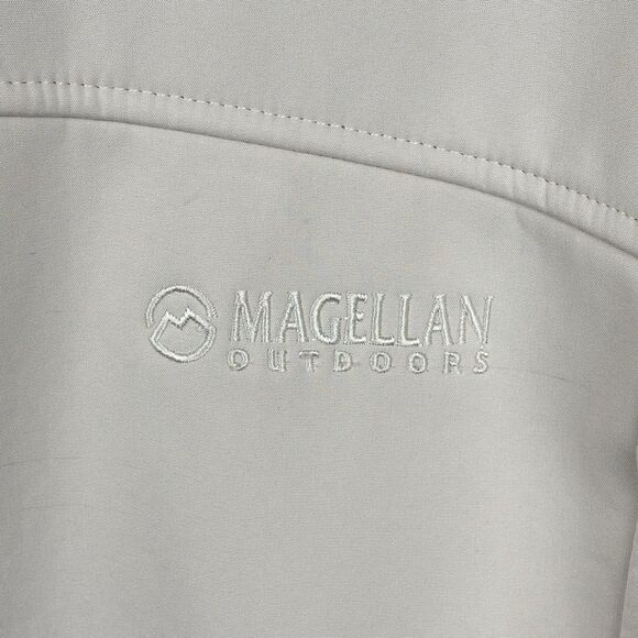 Magellan Outdoors Women's XL Jacket - Hickory Canyon Softshell Jacket in Cream - Picture 10 of 12